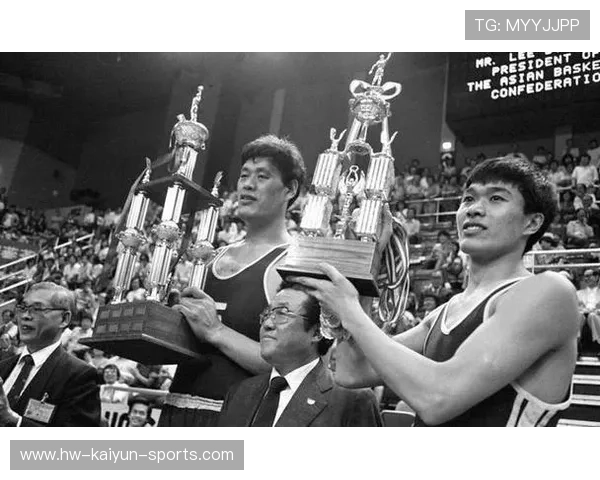 决战时刻的哲学：球队该用“小快灵”还是回归强硬内线？